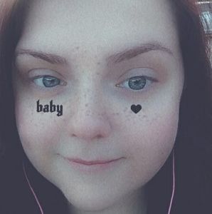 Meet your Posher, Carly